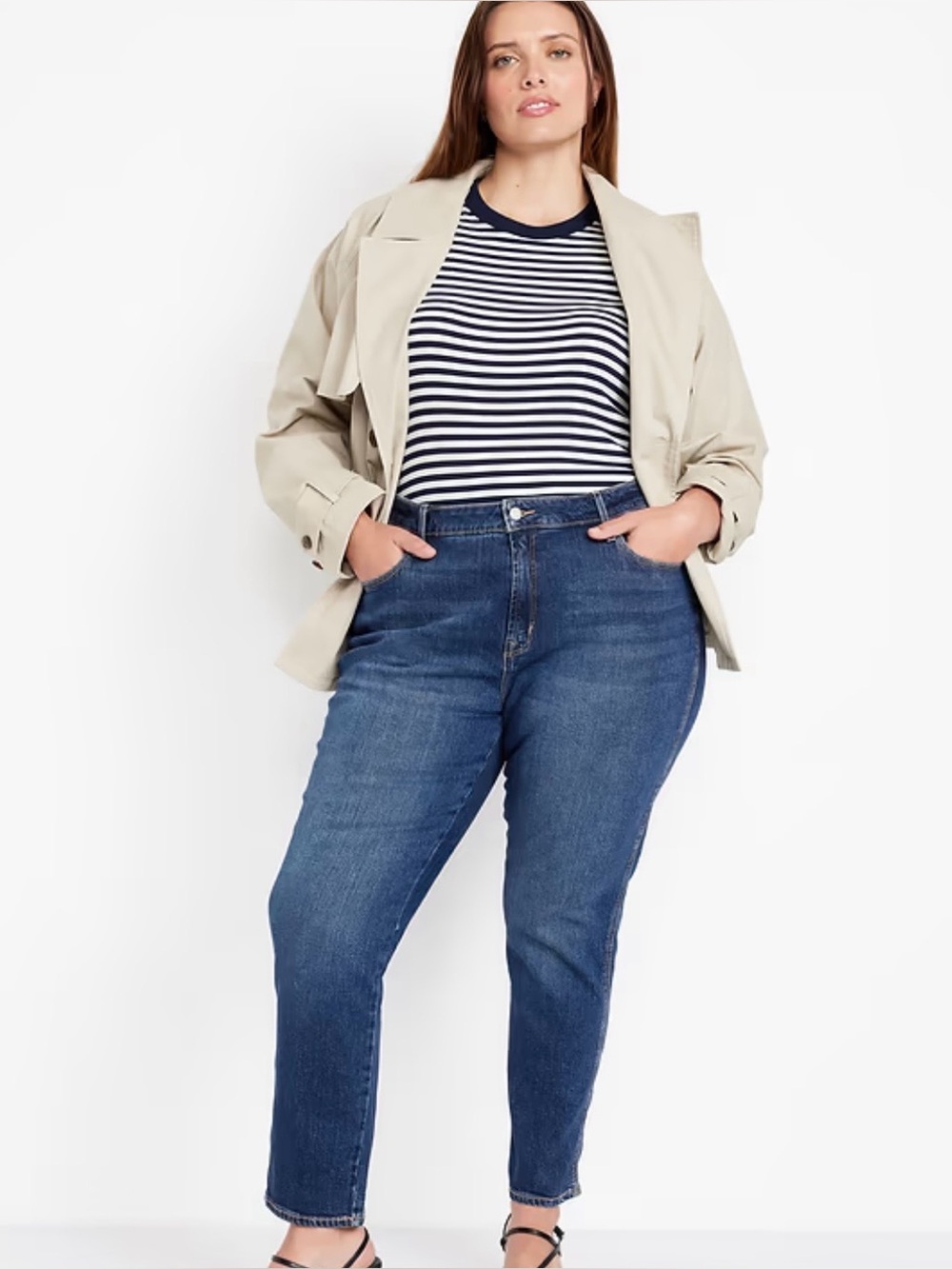 OLD NAVY High-Waisted Wow Straight Ankle
Jeans, medium wash